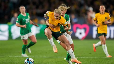 Kerr’s Women’s World Cup in doubt, but she still helps inspire Australia to win against Ireland